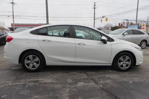 2017 Chevrolet Cruze LS