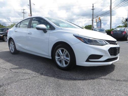 2017 Chevrolet Cruze LT