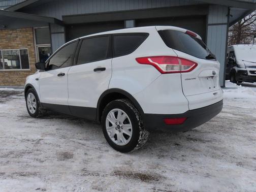 2016 Ford Escape S