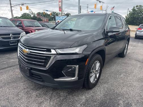 2022 Chevrolet Traverse LT Leather