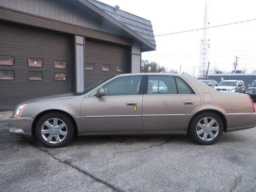 2007 Cadillac DTS Luxury
