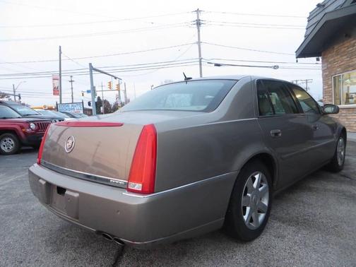 2007 Cadillac DTS Luxury