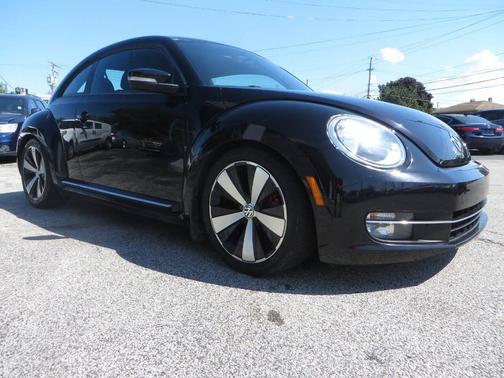 2012 Volkswagen Beetle Base