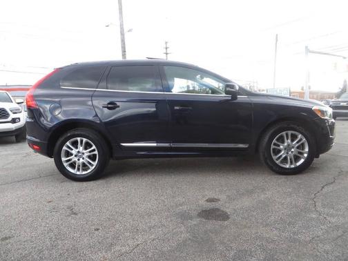 2016 Volvo XC60 T5 Premier