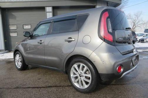2017 Kia Soul +