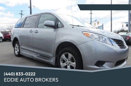 2012 Toyota Sienna LE