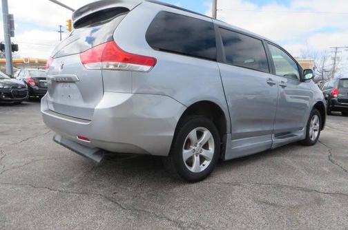 2012 Toyota Sienna LE