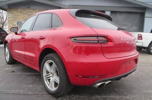 2017 Porsche Macan Base