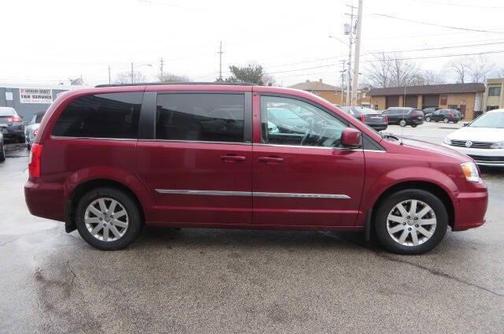 2013 Chrysler Town & Country Touring