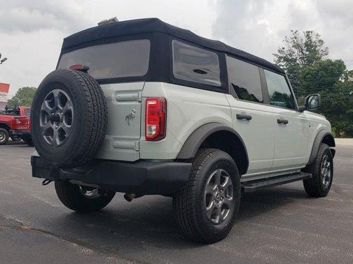 Cactus Green / Gray 2022 Ford Bronco
