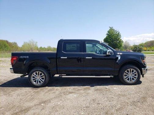 Agate Black Metallic 2026 Ford F-150 XLT