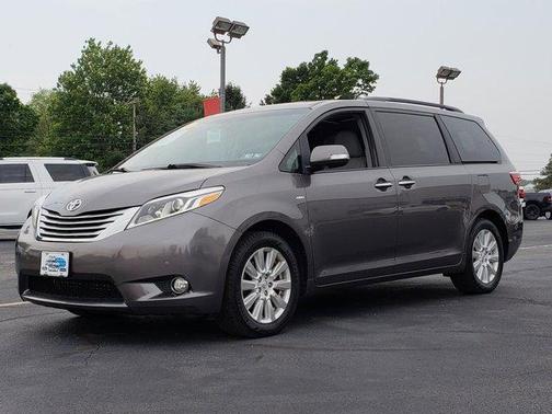 2017 Toyota Sienna Limited Premium