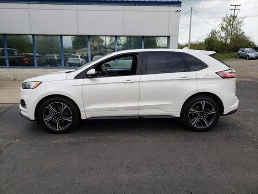 2019 Ford Edge ST