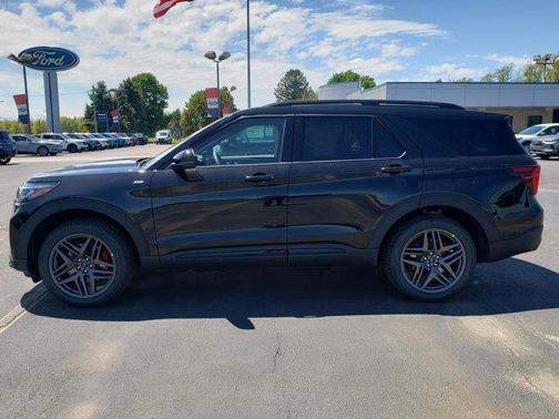Agate Black Metallic 2026 Ford Explorer ST-Line