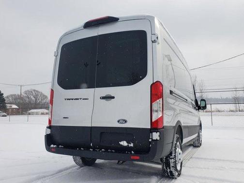 2026 Ford Transit-250 148 WB Medium Roof Cargo