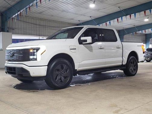 2023 Ford F-150 Lightning LARIAT