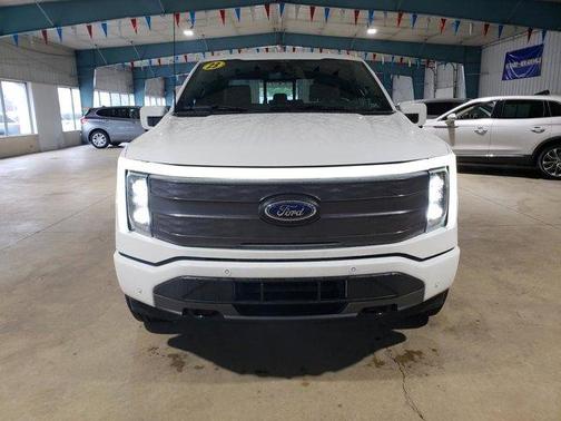 2023 Ford F-150 Lightning LARIAT