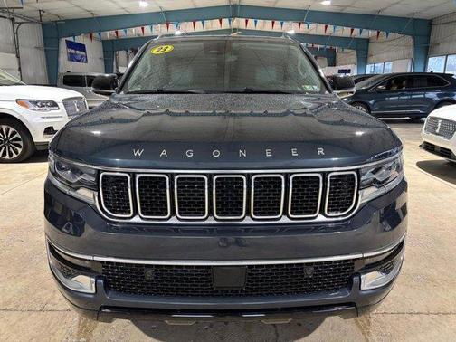 2023 Jeep Wagoneer Base