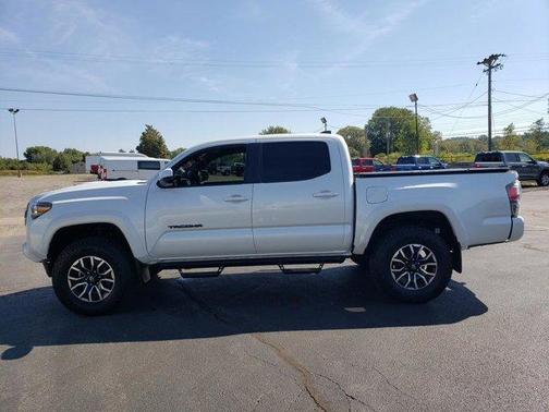 2022 Toyota Tacoma TRD Sport