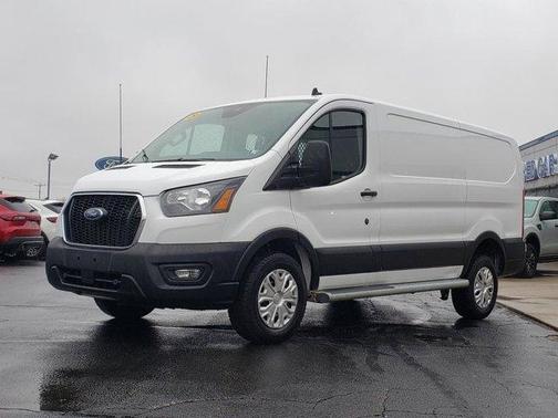 2023 Ford Transit-250 T250