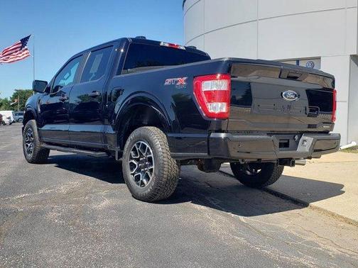 Agate Black 2023 Ford F-150 XL