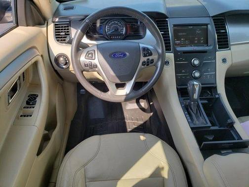 2015 Ford Taurus SEL