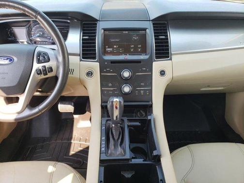 2015 Ford Taurus SEL