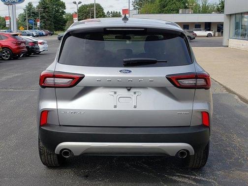 Iconic Silver Metallic 2024 Ford Escape Active