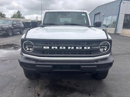 Oxford White 2026 Ford Bronco Big Bend