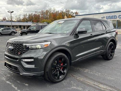 2022 Ford Explorer ST