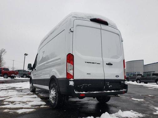 2026 Ford Transit-250 148 WB Medium Roof Cargo