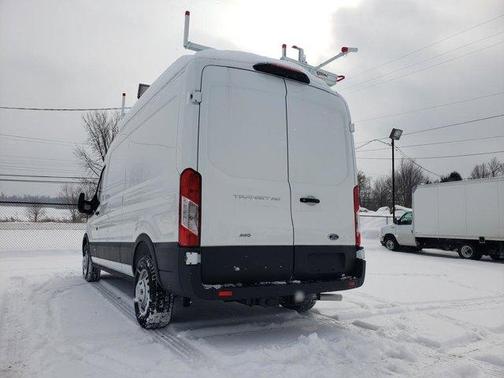2025 Ford Transit-250 148 WB Medium Roof Cargo