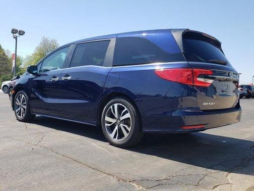 Obsidian Blue 2024 Honda Odyssey Touring