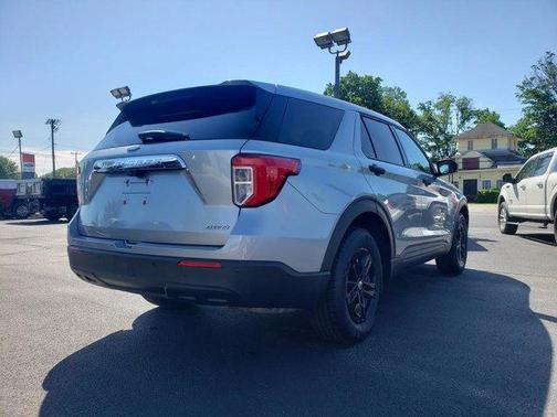 Iconic Silver 2022 Ford Explorer Base