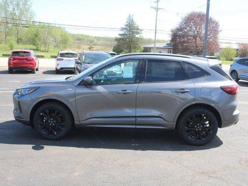 2024 Ford Escape ST-Line Elite