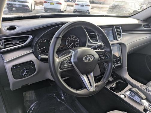 2024 INFINITI QX50 Luxe