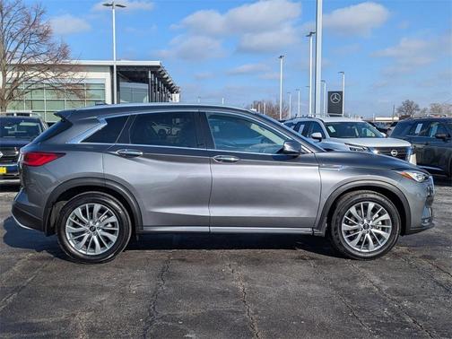 2024 INFINITI QX50 Luxe