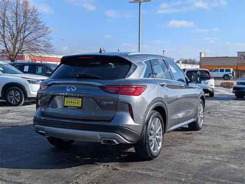 2024 INFINITI QX50 Luxe