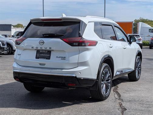 2024 Nissan Rogue Platinum