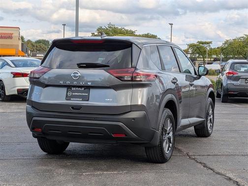 2021 Nissan Rogue S