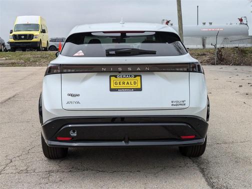 2025 Nissan ARIYA EVOLVE+