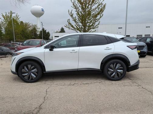 2025 Nissan ARIYA EVOLVE+
