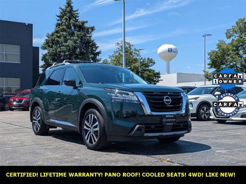 2024 Nissan Pathfinder Platinum