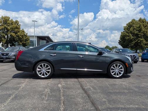 2016 Cadillac XTS Luxury Collection