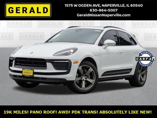 2022 Porsche Macan Base