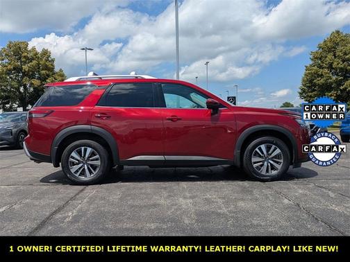 2023 Nissan Pathfinder SL