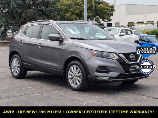 2021 Nissan Rogue Sport SV