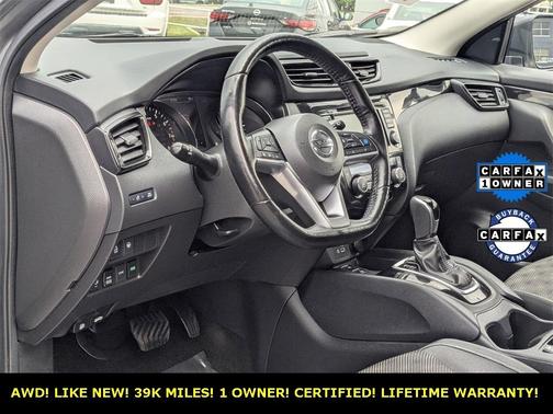 2021 Nissan Rogue Sport SV