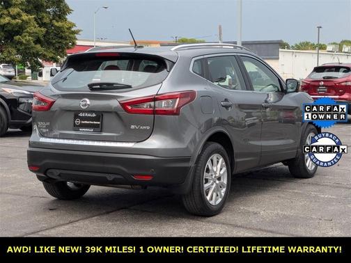 2021 Nissan Rogue Sport SV