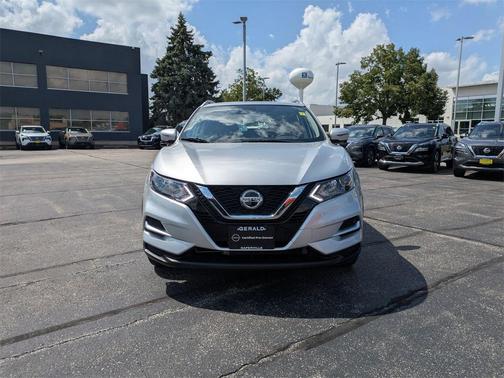 2022 Nissan Rogue Sport SL